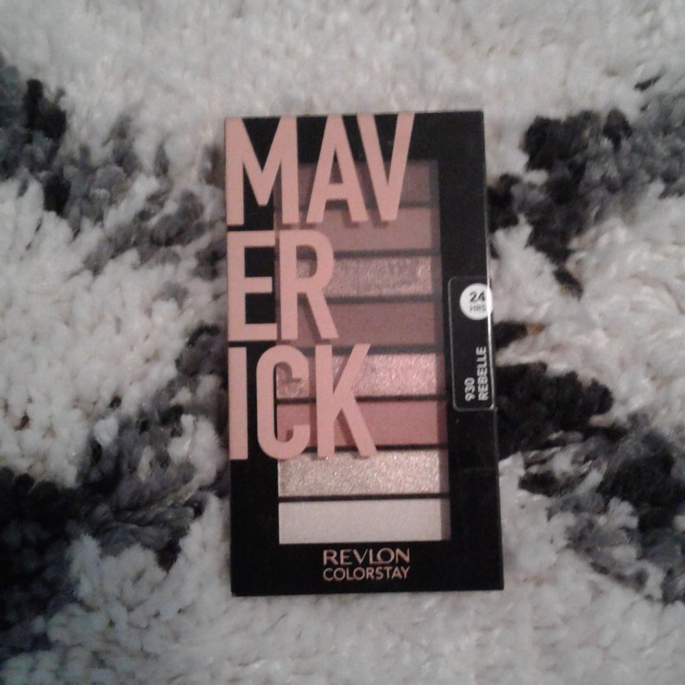 Maverick Eyeshadow Shade 930